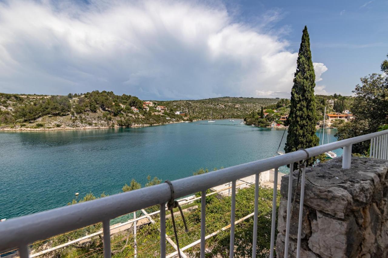 Apartments By The Sea Bobovisca Na Moru, Brac - 5682 Ložišće Bagian luar foto